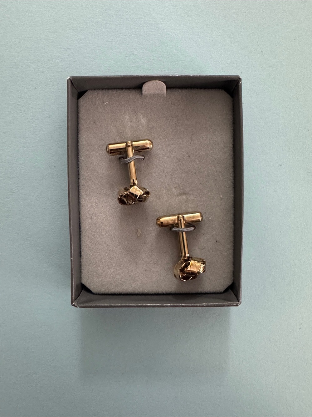 Gold-Tone Men's Cufflinks — Classic Floral Knot Design